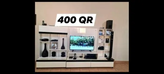 طاولة تلفزيون