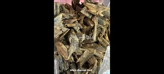 عود صيني طبيعي ذا جودة عالية للملوك والامراء