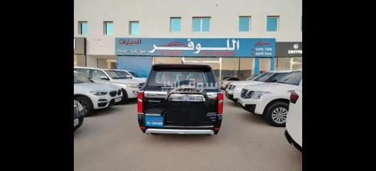 معرض اللوفر للسيارات قطر