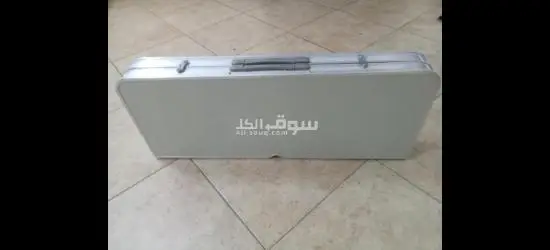 طاولة متنقلة قابلة لطي و كراسي