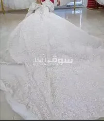فستان هاند ميد كالجديد سعز ٣٠٠٠بدل ٤٠٠٠ ريال  معاه طرحه ٢متر وتاج ومروحه - 3
