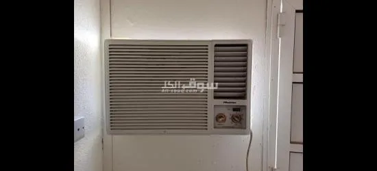 للبيع مكيفhisense شبه جديد