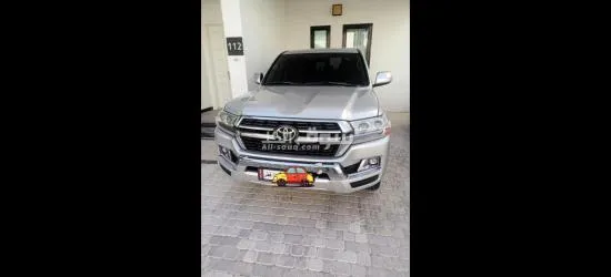 Land cruiser 2019GXR V6 - 2