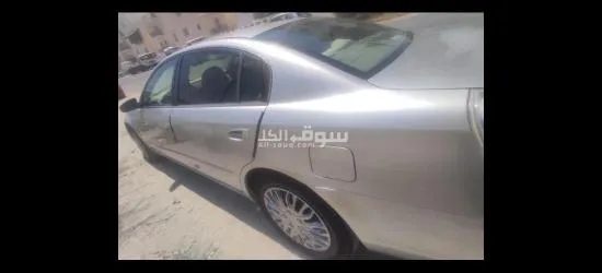 Nissan Altima - 2